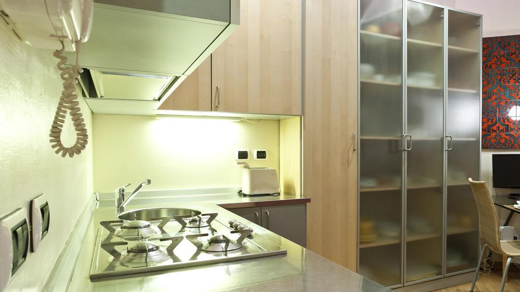 Italianway-Fiori Chiari Apartment Milan Luaran gambar